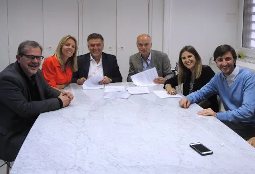 Grindetti firmó convenios con Nación por casi $500 millones para obras en Lanús