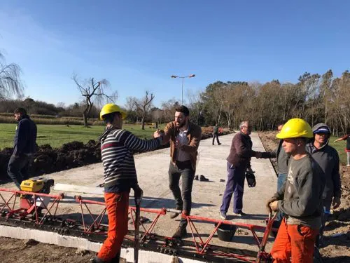 Los senadores de Cambiemos recorren obras para afinar la campaña