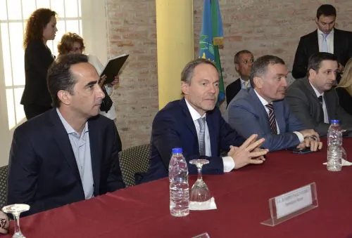 Tagliaferro encabezó un encuentro para promover la igualdad de género