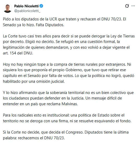 Nicoletti en X.