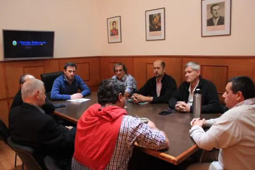 Ralinqueo no comparte “para nada los aumentos de tarifas”