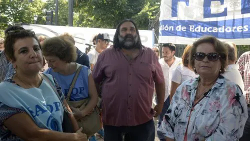 ¿Qué piensan los gremios de la oferta de Vidal?