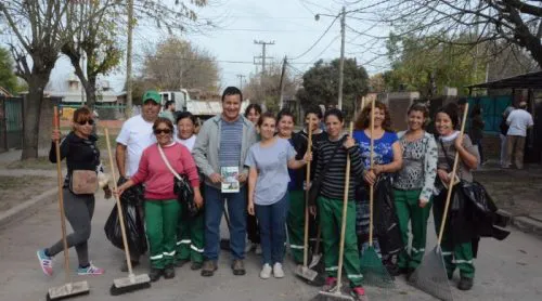 Gómez participó de un operativo de limpieza