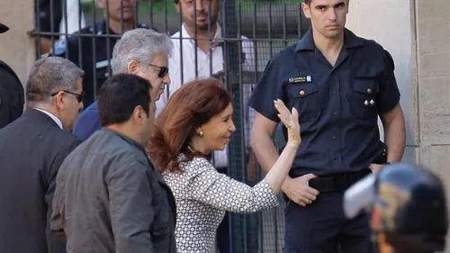 CFK pasó por Tribunales: El escrito que presentó ante Bonadío