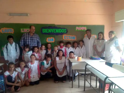 Olivera: “Cerrar una escuela es cerrar una comunidad”