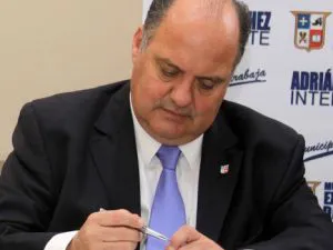 Denuncian atraso en obras de la gestión Adrián Sánchez