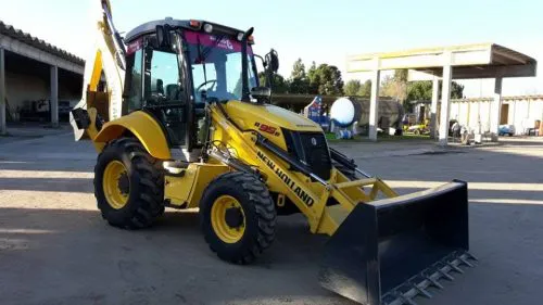 Suescun presentó nueva maquinaria vial