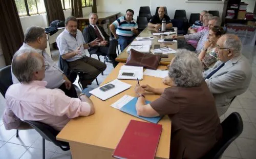 Roberto Costa va por la creación del Instituto de Economía Social