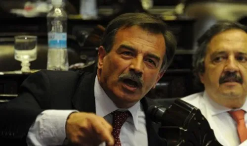 Bazze dio su opinión sobre el pacto fiscal