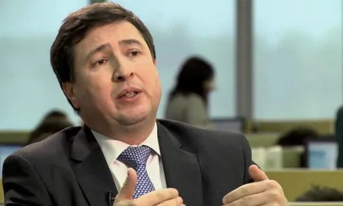 Arroyo criticó al Gobierno por “no hacer obras de pico y pala”