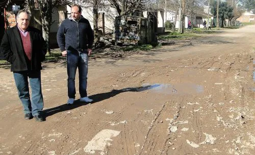 Desde el FR aseguran que es evidente la ausencia de las obras en Campana