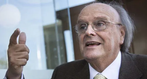 De Mendiguren: “El Gobierno contesta con evasivas”