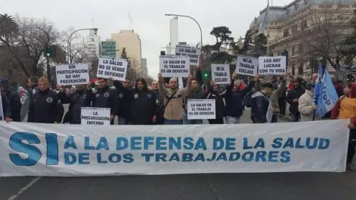 Vuelve el tratamiento de la ley de ART, con protestas de los gremios
