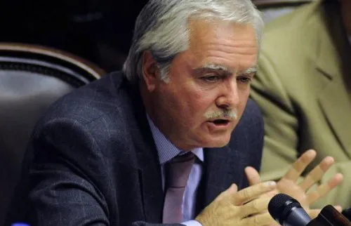 Pinedo defendió a Macri: “Creen en la independencia de los poderes”