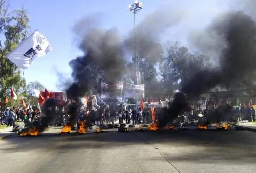 La izquierda llamó a darle un ''carácter activo'' al paro