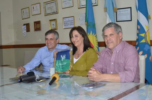 Guillermo y Fabio Britos recibieron a Mirta Tundis