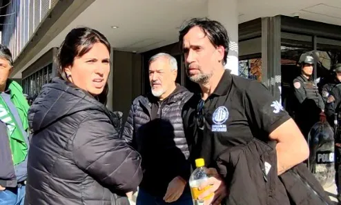 En la Comisaría 4, la conducción de ATE exige la inmediata liberación de los detenidos