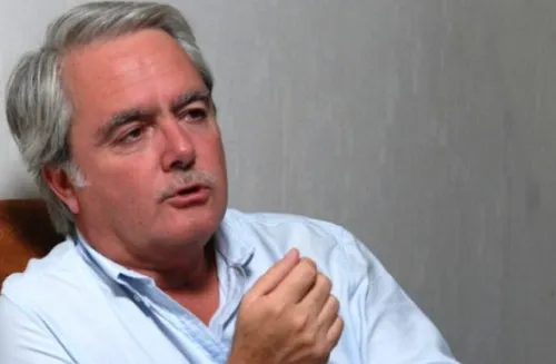 Pinedo respondió a la comparación del gobierno con la Alianza