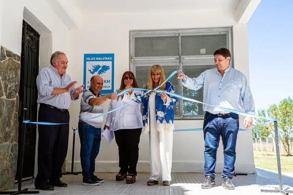 El intendente Blanstein recibió autoridades de Azul y participó del inicio del ciclo lectivo en Pardo 2