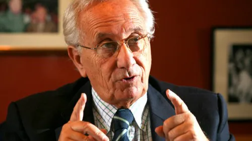 Recalde: “Macri ensucia su propia investidura presidencial”