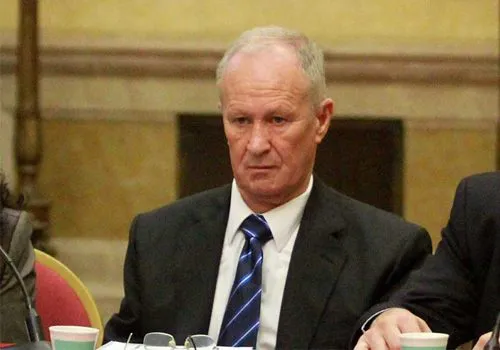 Designan a Lamberto en la Auditoría General de la Nación