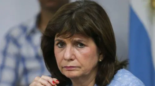 Patricia Bullrich cruzó a Luis Barrionuevo
