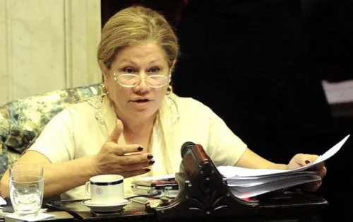 Camaño: "No podemos permitir que se mantenga cerrado el Congreso"