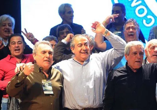 La CGT quiere llevar al salario mínimo a 15 mil pesos