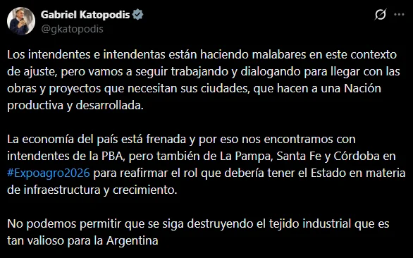 El ministro se expresó en redes tras visitar la megamuestra en San Nicolás
