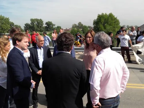 La gobernadora inauguró un nuevo puente en Rio Reconquista