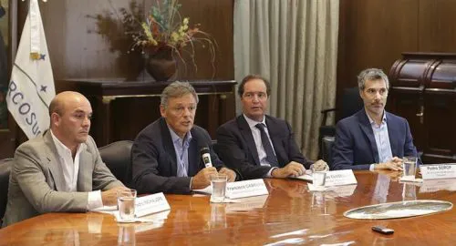 Mega DNU para "desburocratizar el Estado"