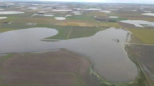 Provincia gira fondos para productores inundados