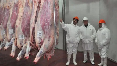 Agroindustria bonaerense invertirá 16 millones para reactivar frigoríficos