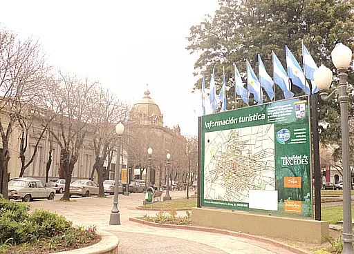 En Mercedes no se salvan ni los concejales