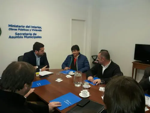 Gasparini firmó convenios por más de 1 millón de pesos