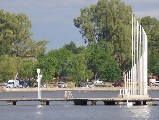 Marchan en Junín en reclamo por la muerte de un empleado municipal