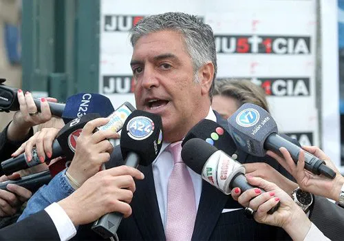 "A Feinmann lo vamos a dejar en bolas y a Stolbizer le vamos a embargar hasta el mate"