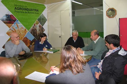 Reunión en Agroindustria por la producción de papa