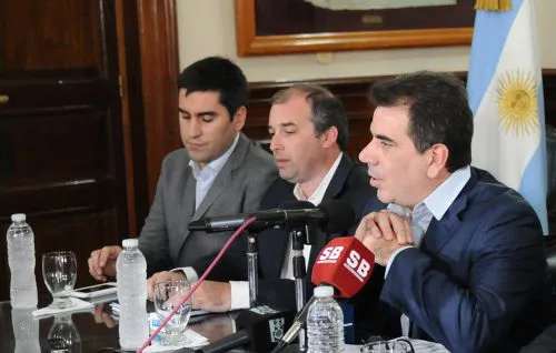 La administración policial pasó a manos civiles