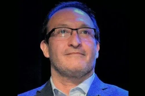 ¿Qué motivos esgrimió Luis Vivona por el voto de la ley de ART?