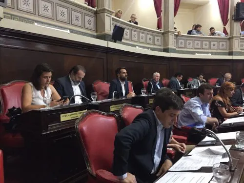 El kirchnerismo calienta la Legislatura y sienta postura ante el paquete de leyes de Vidal