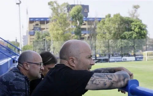 Sampaoli sigue de cerca a jugadores de Boca