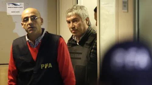 Internaron a Lázaro Báez