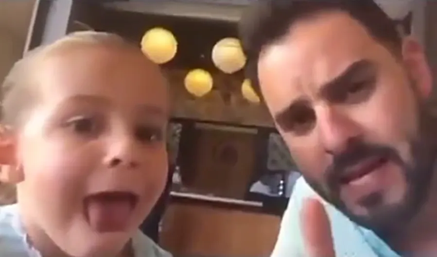 Un papá celoso se vuelve viral con esta tierna grabación