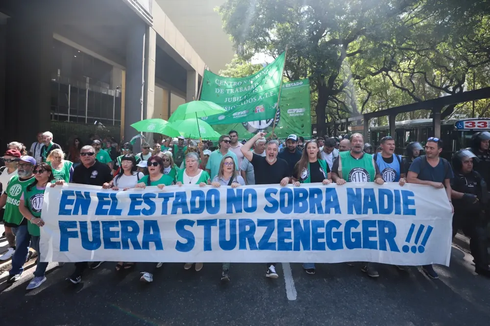 Aguiar Ate Estado