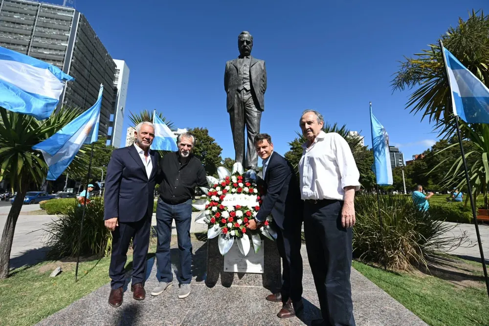 Homenaje en La Plata a Raúl Alfonsín