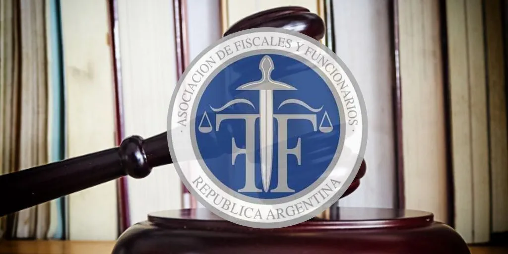 BOMBA: ABRUMADORA PRESENTACIÓN DE RENUNCIAS DE FISCALES