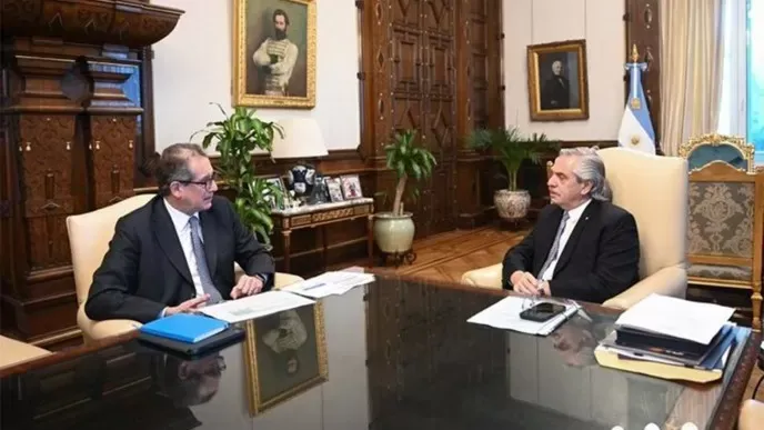 Pesce ocupará la titularidad de la autoridad monetaria hasta la finalización del mandato presidencial de Alberto Fernández