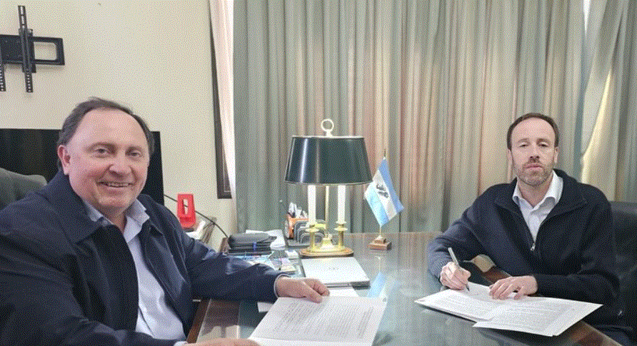 Osuna junto a López.