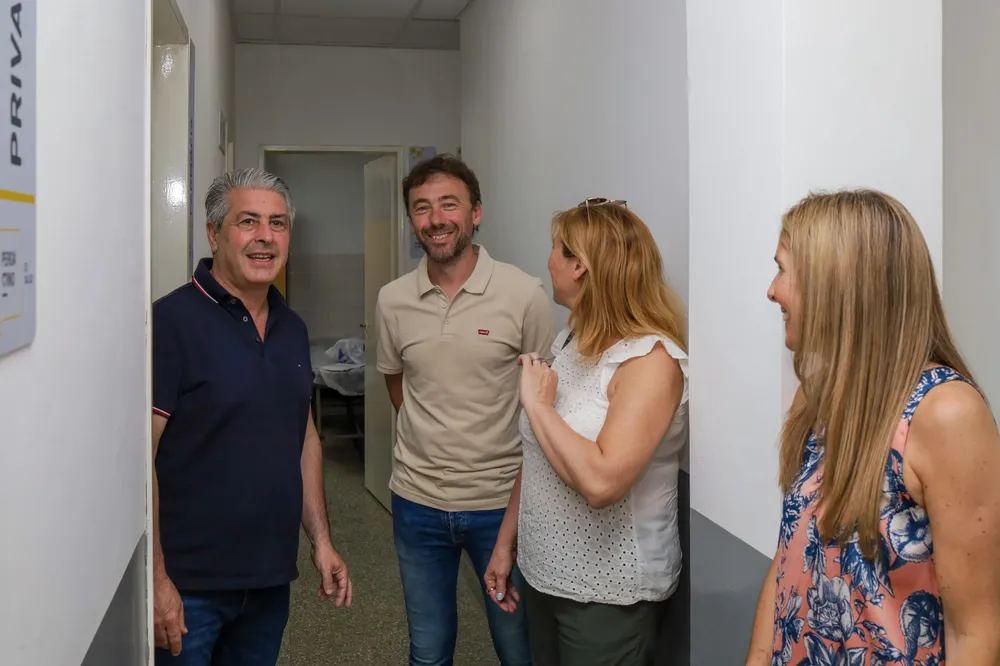 Martínez presentó las refacciones y ampliaciones del CAPS Ítalo Viglierchio 2